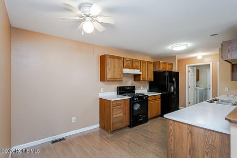 Tiny photo for 5824 Semoff Drive, Toledo, OH 43613 (MLS # 10002940)