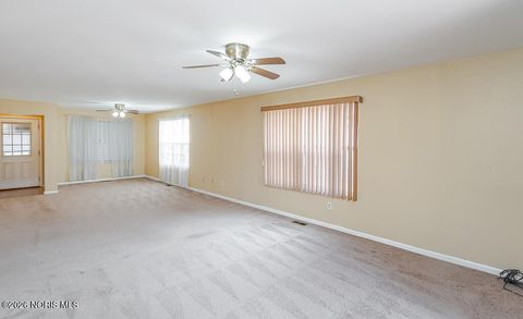 Tiny photo for 5824 Semoff Drive, Toledo, OH 43613 (MLS # 10002940)