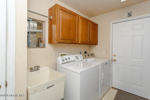 Tiny photo for 5824 Semoff Drive, Toledo, OH 43613 (MLS # 10002940)