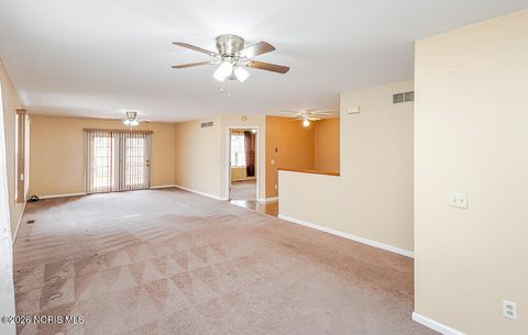 Tiny photo for 5824 Semoff Drive, Toledo, OH 43613 (MLS # 10002940)