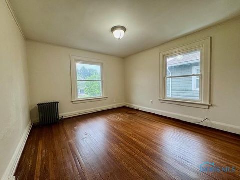 Tiny photo for 2840 Scottwood Avenue, Toledo, OH 43610 (MLS # 10002731)