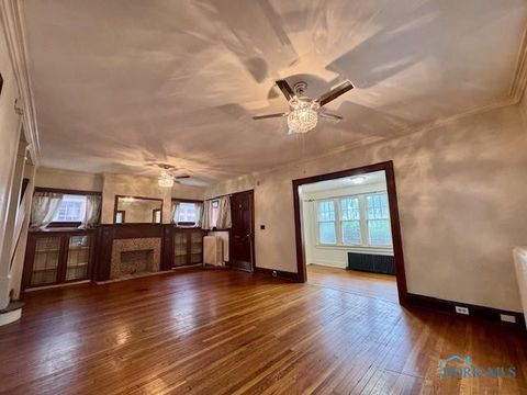 Tiny photo for 2840 Scottwood Avenue, Toledo, OH 43610 (MLS # 10002731)