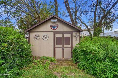 Tiny photo for 2355 Roseview Drive, Toledo, OH 43613 (MLS # 10008230)