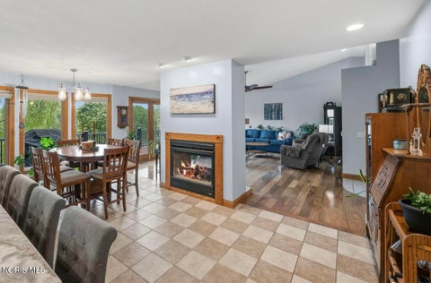 Tiny photo for 19588 W River Road, Bowling Green, OH 43402 (MLS # 10010147)