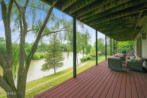 Tiny photo for 19588 W River Road, Bowling Green, OH 43402 (MLS # 10010147)