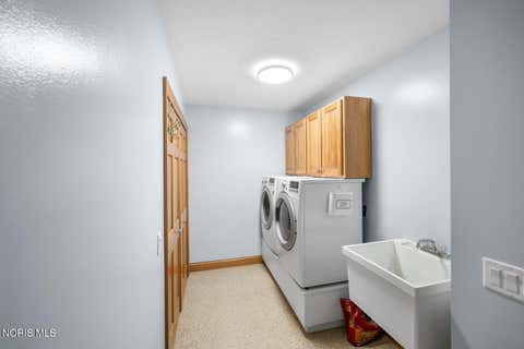 Tiny photo for 19588 W River Road, Bowling Green, OH 43402 (MLS # 10010147)