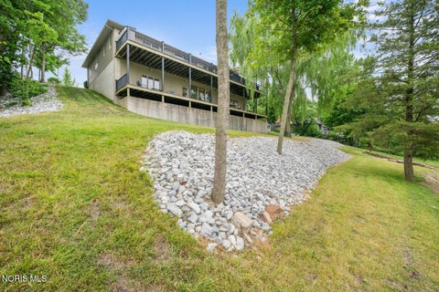 Tiny photo for 19588 W River Road, Bowling Green, OH 43402 (MLS # 10010147)