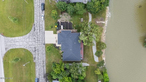 Tiny photo for 19588 W River Road, Bowling Green, OH 43402 (MLS # 10010147)