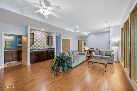 Tiny photo for 19588 W River Road, Bowling Green, OH 43402 (MLS # 10010147)