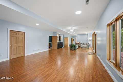 Tiny photo for 19588 W River Road, Bowling Green, OH 43402 (MLS # 10010147)