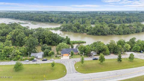 Tiny photo for 19588 W River Road, Bowling Green, OH 43402 (MLS # 10010147)
