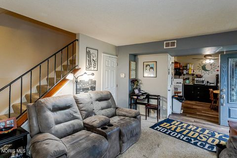 Tiny photo for 3692 Lakepointe Drive, Northwood, OH 43619 (MLS # 10006922)