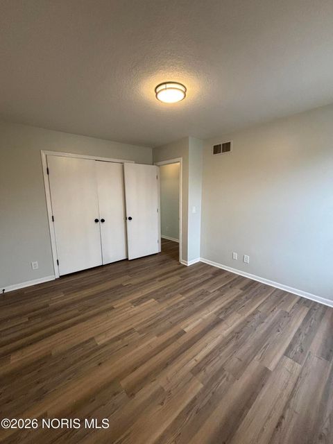 Tiny photo for 127 W Bancroft Street, Toledo, OH 43620 (MLS # 10003025)