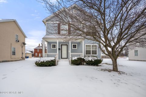 Photo of 127 W Bancroft Street, Toledo, OH 43620 (MLS # 10003025)