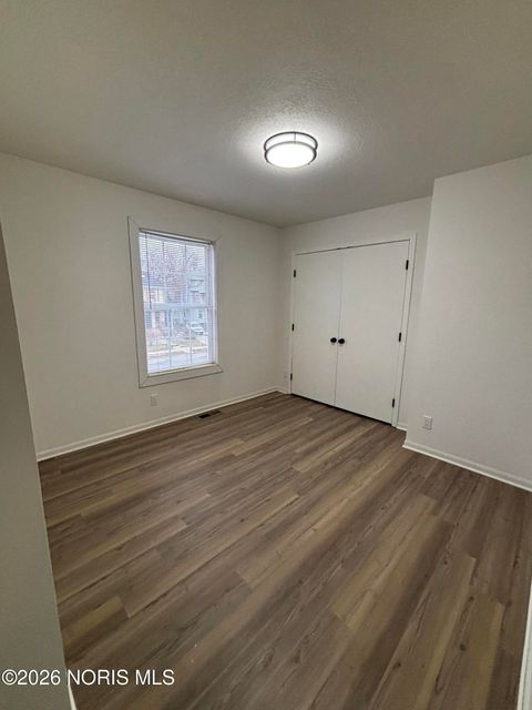 Tiny photo for 127 W Bancroft Street, Toledo, OH 43620 (MLS # 10003025)