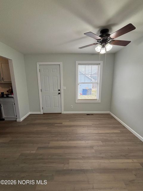 Tiny photo for 127 W Bancroft Street, Toledo, OH 43620 (MLS # 10003025)