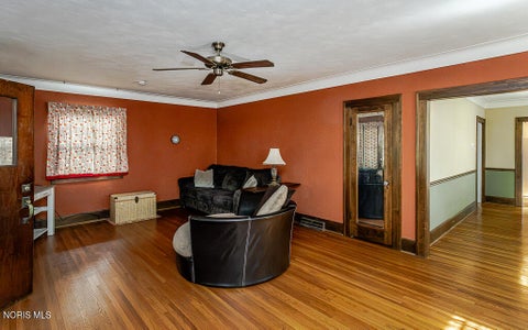 Tiny photo for 3547 Island Avenue, Toledo, OH 43614 (MLS # 10013884)