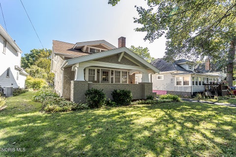 Tiny photo for 3547 Island Avenue, Toledo, OH 43614 (MLS # 10013884)