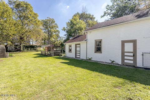 Tiny photo for 3547 Island Avenue, Toledo, OH 43614 (MLS # 10013884)