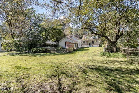 Tiny photo for 3547 Island Avenue, Toledo, OH 43614 (MLS # 10013884)