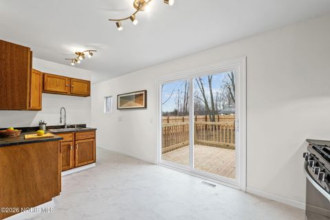 Tiny photo for 1116 Ottawa Avenue, Defiance, OH 43512 (MLS # 10003176)