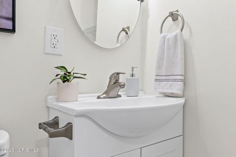 Tiny photo for 1116 Ottawa Avenue, Defiance, OH 43512 (MLS # 10003176)