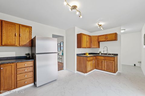 Tiny photo for 1116 Ottawa Avenue, Defiance, OH 43512 (MLS # 10003176)