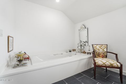 Tiny photo for 30051 Hickory Hill Drive, Perrysburg, OH 43551 (MLS # 10007981)