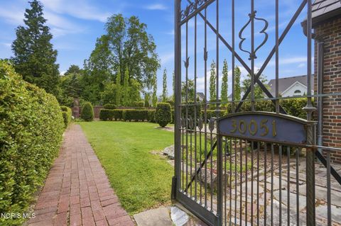 Tiny photo for 30051 Hickory Hill Drive, Perrysburg, OH 43551 (MLS # 10007981)