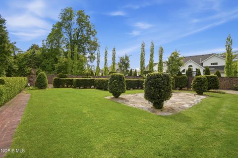 Tiny photo for 30051 Hickory Hill Drive, Perrysburg, OH 43551 (MLS # 10007981)