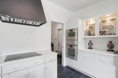 Tiny photo for 30051 Hickory Hill Drive, Perrysburg, OH 43551 (MLS # 10007981)