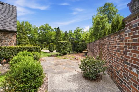Tiny photo for 30051 Hickory Hill Drive, Perrysburg, OH 43551 (MLS # 10007981)
