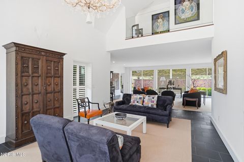Tiny photo for 30051 Hickory Hill Drive, Perrysburg, OH 43551 (MLS # 10007981)