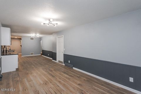 Tiny photo for 5125 Selma Street, Toledo, OH 43613 (MLS # 10004847)