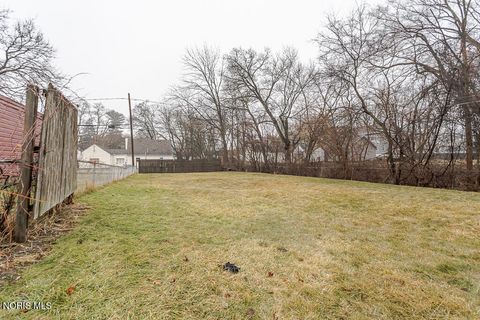 Tiny photo for 5125 Selma Street, Toledo, OH 43613 (MLS # 10004847)