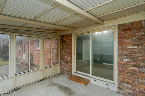 Tiny photo for 5125 Selma Street, Toledo, OH 43613 (MLS # 10004847)