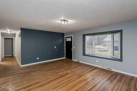 Tiny photo for 5125 Selma Street, Toledo, OH 43613 (MLS # 10004847)