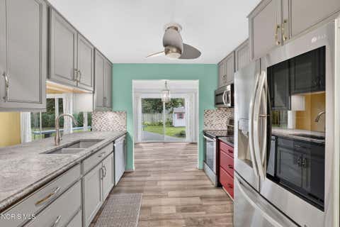 Tiny photo for 1037 Westbrook Drive, Perrysburg, OH 43551 (MLS # 10011854)