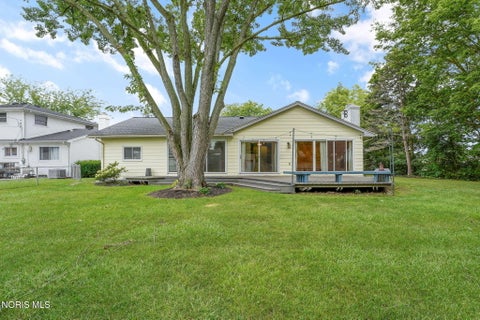 Tiny photo for 1037 Westbrook Drive, Perrysburg, OH 43551 (MLS # 10011854)