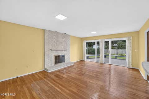 Tiny photo for 1037 Westbrook Drive, Perrysburg, OH 43551 (MLS # 10011854)