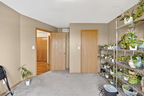 Tiny photo for 21906 Anderson Road, Bowling Green, OH 43402 (MLS # 10005245)