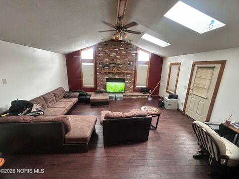 Tiny photo for 4112 Harris Street, Toledo, OH 43613 (MLS # 10003357)