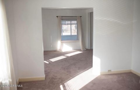 Tiny photo for 4112 Harris Street, Toledo, OH 43613 (MLS # 10003357)