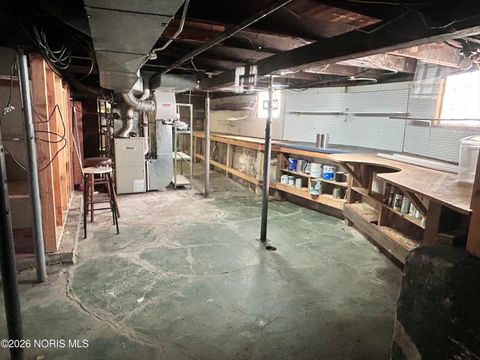 Tiny photo for 4112 Harris Street, Toledo, OH 43613 (MLS # 10003357)