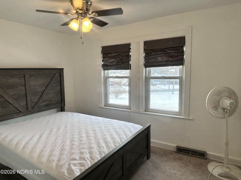 Tiny photo for 4112 Harris Street, Toledo, OH 43613 (MLS # 10003357)