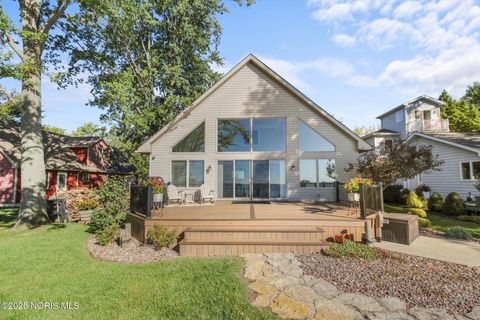 Tiny photo for 1324 S Dubbert Road, Port Clinton, OH 43452 (MLS # 10000312)