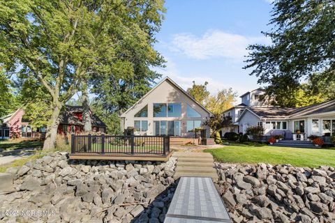Tiny photo for 1324 S Dubbert Road, Port Clinton, OH 43452 (MLS # 10000312)