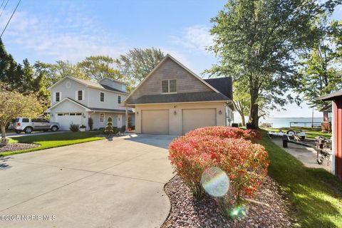 Tiny photo for 1324 S Dubbert Road, Port Clinton, OH 43452 (MLS # 10000312)