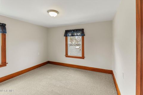 Tiny photo for 758 Barker Road, Fremont, OH 43420 (MLS # 10005731)