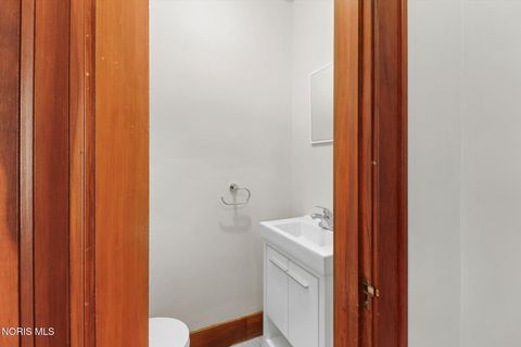 Tiny photo for 758 Barker Road, Fremont, OH 43420 (MLS # 10005731)